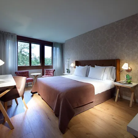 Exe Casa De Linajes فندق 3*