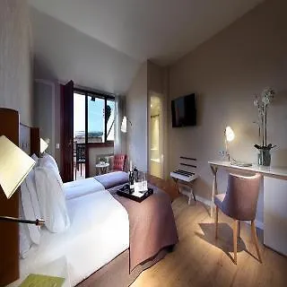 فندق Exe Casa De Linajes 3*