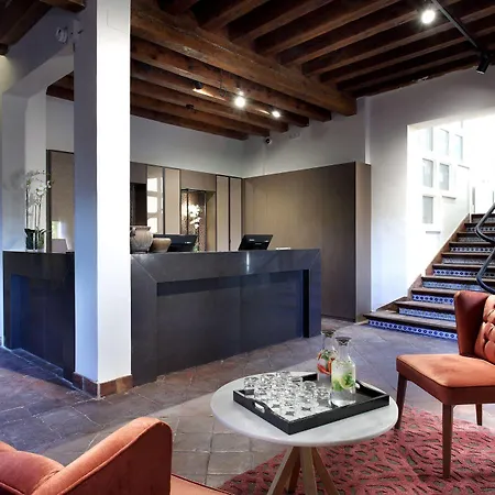 Exe Casa De Linajes Hotel 3*