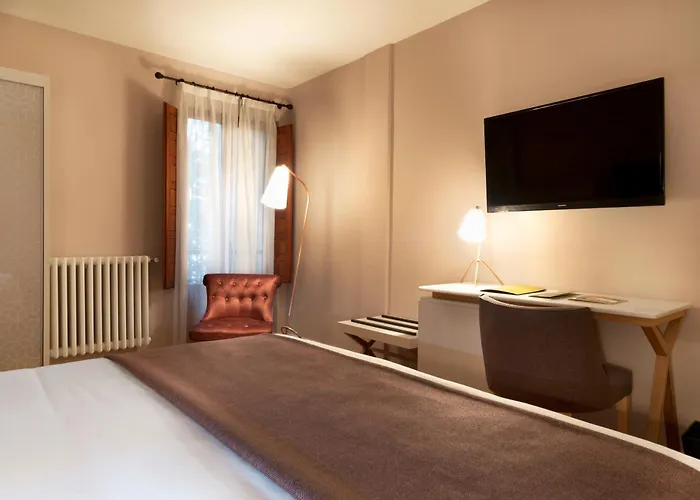 ホテル Dorma Casa De Linajes セゴビア