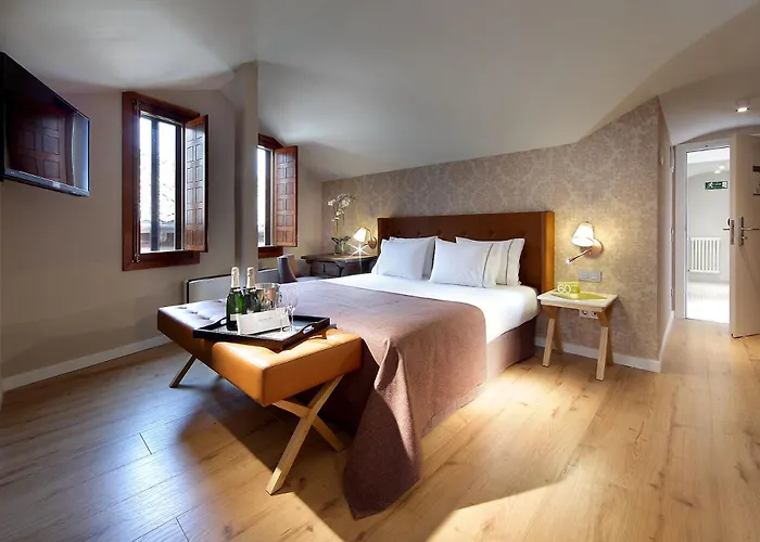 מלון Dorma Casa De Linajes